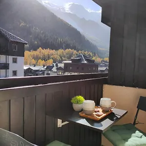 Superbe 2 Pieces, Centre Vue Mont-blanc Avec Balcon Et Parking Gratuit , Chamonix France