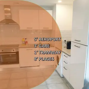 Renove 2023 Proche Aeroport 5min, Gare Sncf 2 Min, Tramway Au Pied De L'immeuble , Parking Possible, Renovated 2023 Near The Airport 5 Min, Train Station 2 Min, Tram Next To The Building 1 Min, Parking Possible Apartment