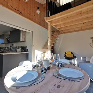 Apt Nala - Sunny Renovated Duplex - 2bed Apt - Views - Hikes , Les Houches France