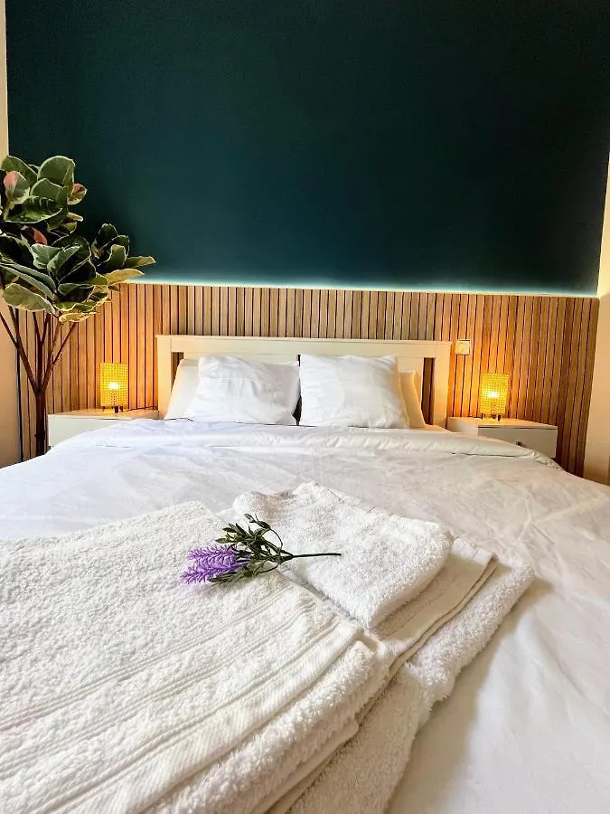 Sunshine Getaway - Stylish Studio In The Heart Of Nice