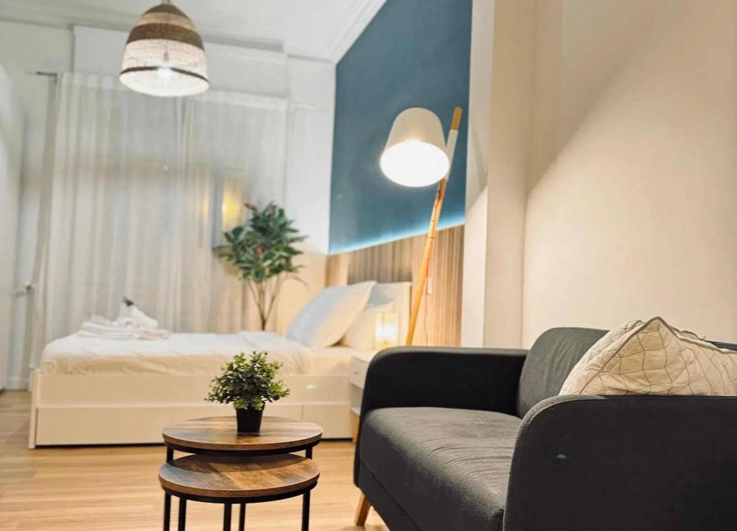 Apartment Sunshine Getaway - Stylish Studio In The Heart Of Nice